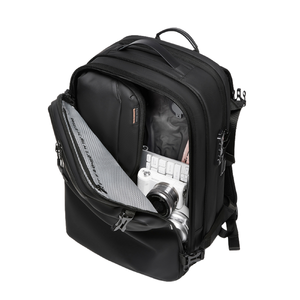 CorePac™ Ultimate Vacuum Compression Backpack